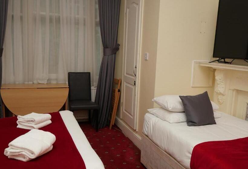 Номер Стандарт Трехместный, Arran House