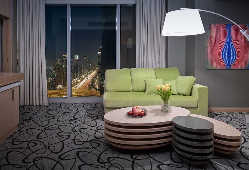 Клубный люкс с видом, Sofitel Dubai Downtown