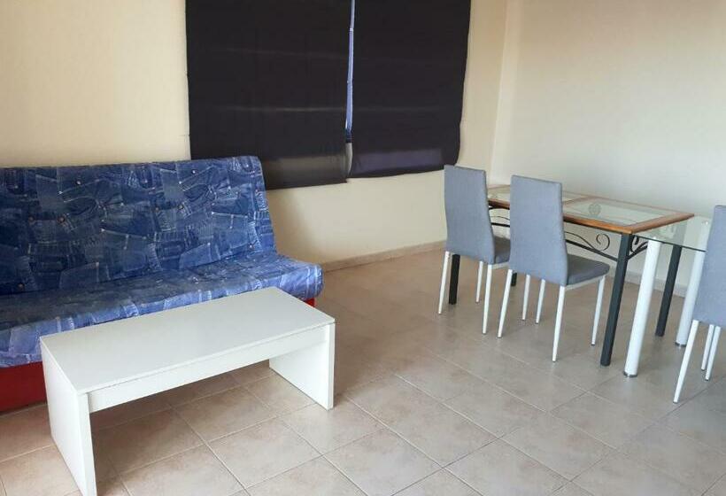 Апартаменты 2 Спальни, Oropesa Ciudad De Vacaciones 3000