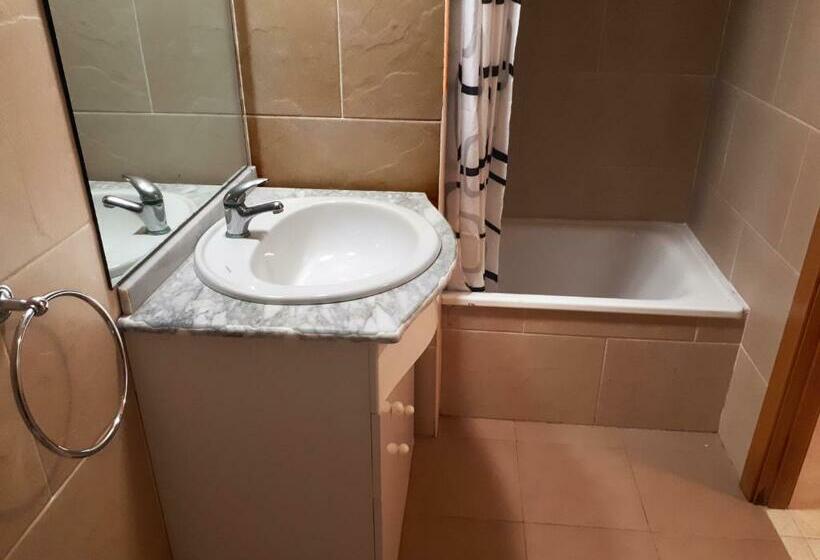 Апартаменты 2 Спальни, Oropesa Ciudad De Vacaciones 3000