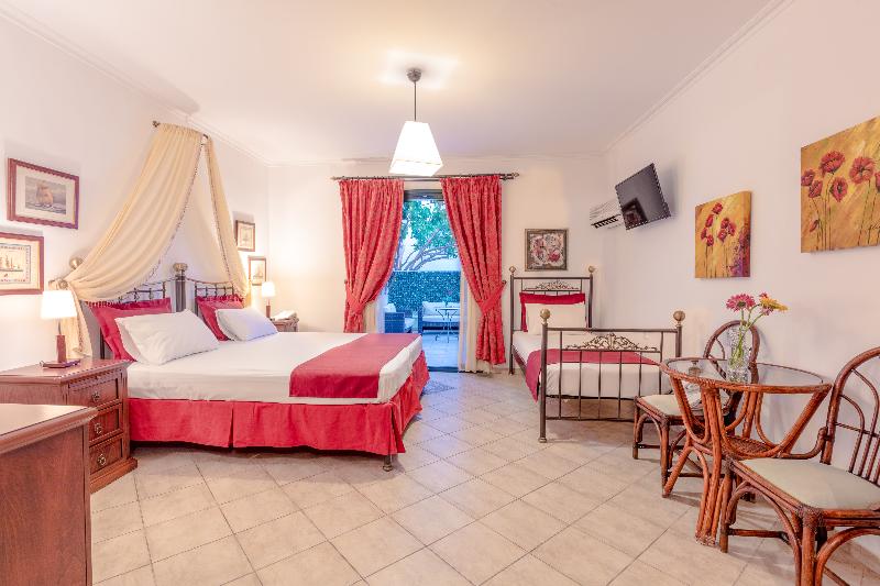 Трехместный Номер Классика, Aktaion Beach Boutique Hotel & Spa