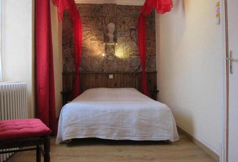 스탠다드 룸, Auberge Des Deux Rivières
