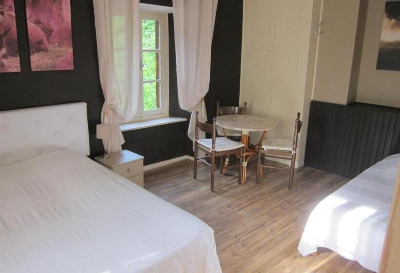 스탠다드 트리플 룸, Auberge Des Deux Rivières