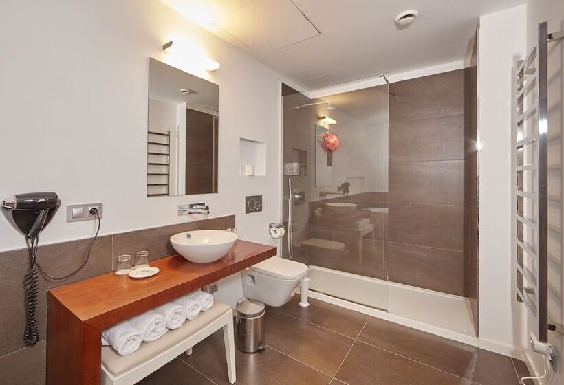 Люкс, Bennoc Petit Hotel   Only Adults