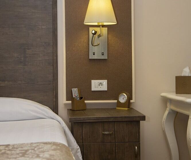 주니어 스위트, Imperial Palace Hotel Yerevan