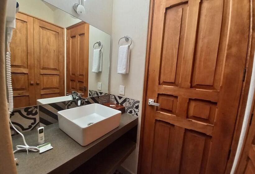 Chambre Deluxe, Junvay