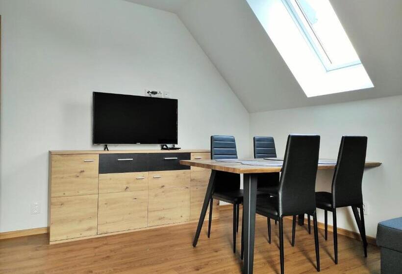 Апартаменты 1 Спальня Вид на Сад, Apartmány Buková Hora, Apartmány Přímo U Sjezdovky