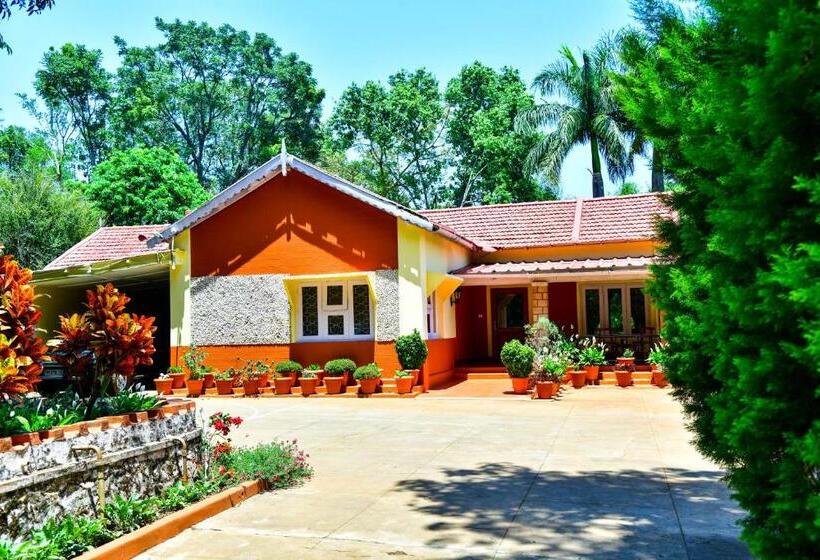 Вилла 3 Спальни, Niraamaya Blue Mountain  Chikmagalur