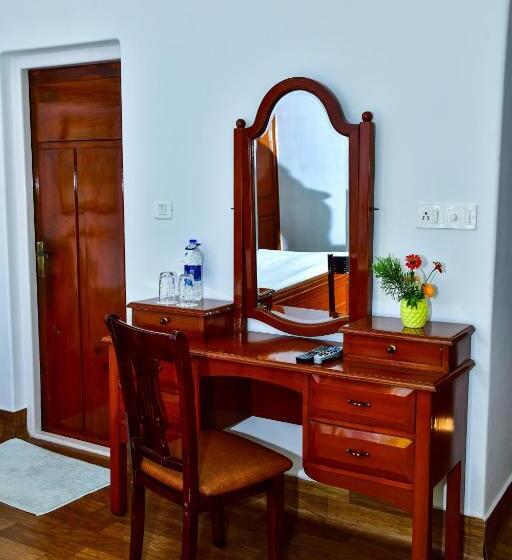 Вилла 3 Спальни, Niraamaya Blue Mountain  Chikmagalur