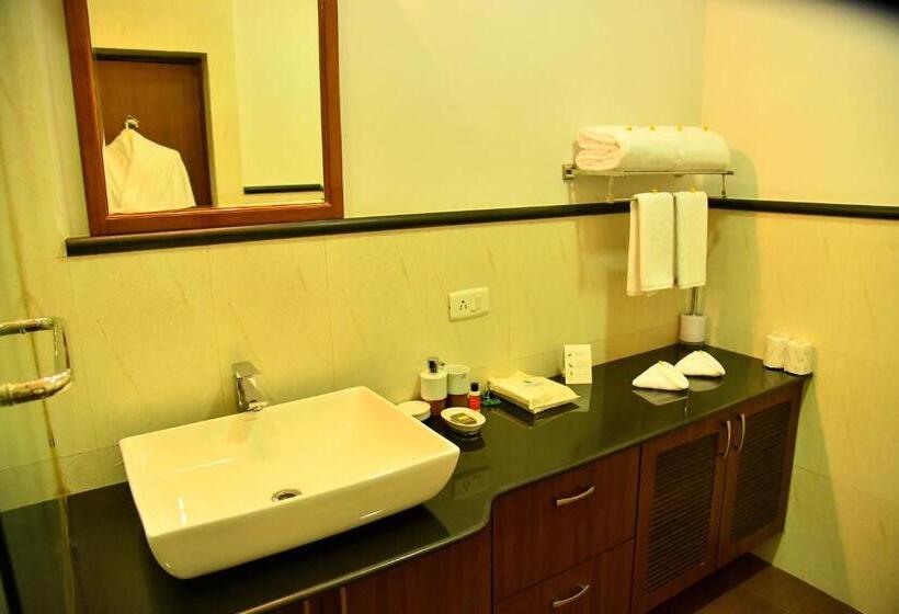 Вилла 3 Спальни, Niraamaya Blue Mountain  Chikmagalur