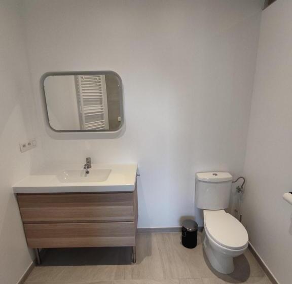 اتاق استاندارد با چشم‌انداز باغ, Studio Citadelle   Chambres Avec Salle De Bain Indépendantes Et Cuisine Partagée