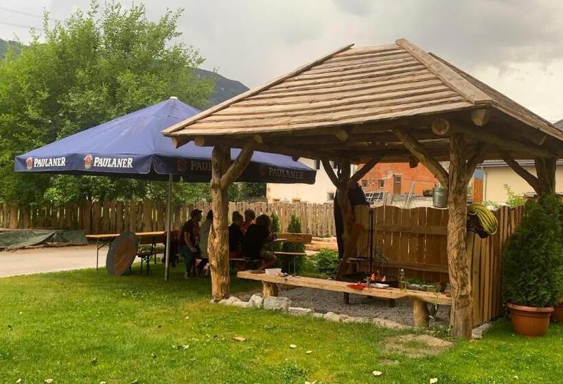 آپارتمان 1 خوابه, Fankhauser Outdoorsport