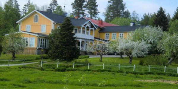 اتاق خانوادگی, Nygården B&b Hälsingegård