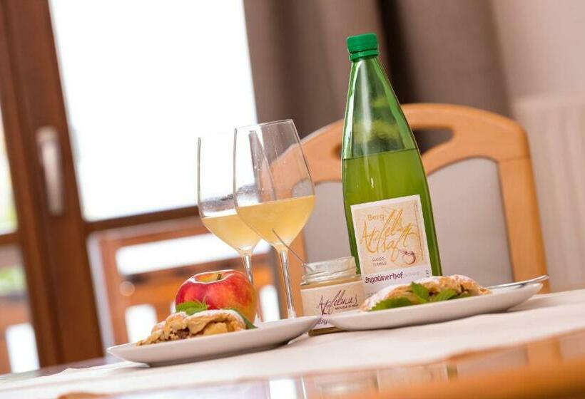 Апартаменты 1 Спальня, Engadiner Apartments & Wines