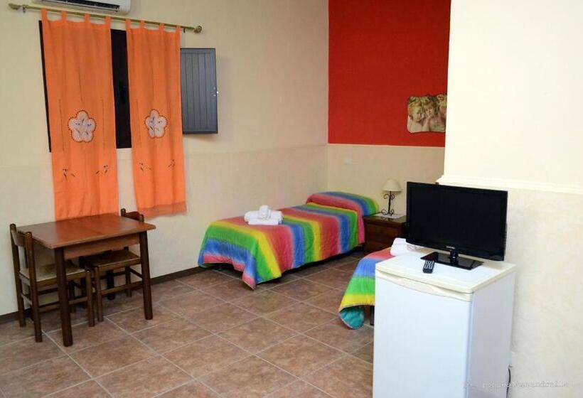 اتاق استاندارد, Agriturismo La Maddalena
