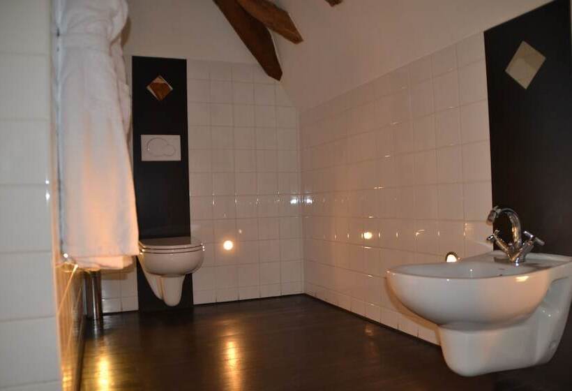 Номер Deluxe, Chateau Les Merles Et Ses Villas
