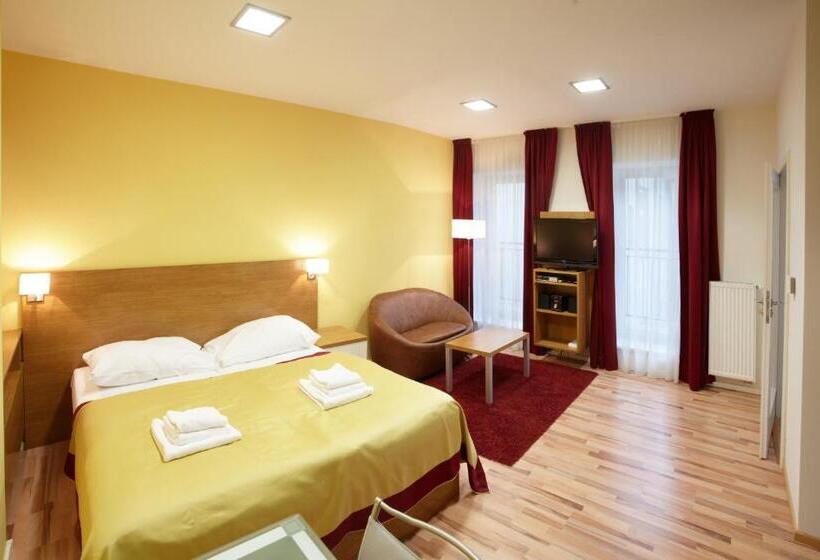 标准工作室, Residence U černé Věže české Budějovice