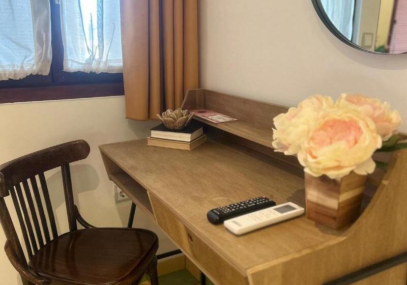 Номер Стандарт, Hostal Leon Dormido