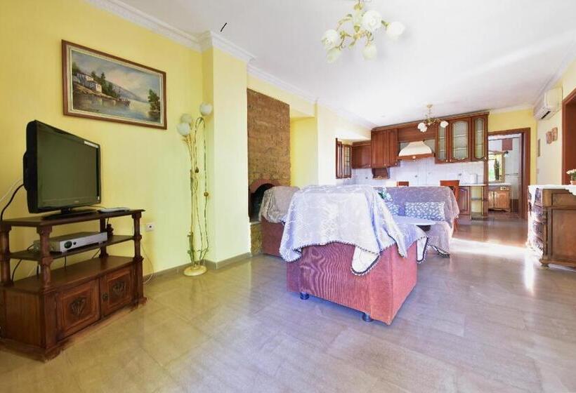 ویلای 1 خوابه, Limnionas Bay Village