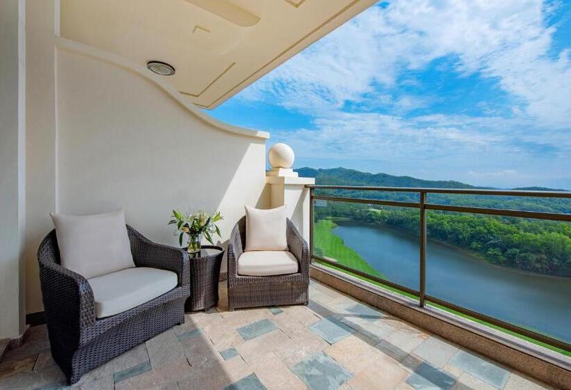 اتاق لوکس با تخت بزرگ, Mission Hills Hotel Resorts Dongguan