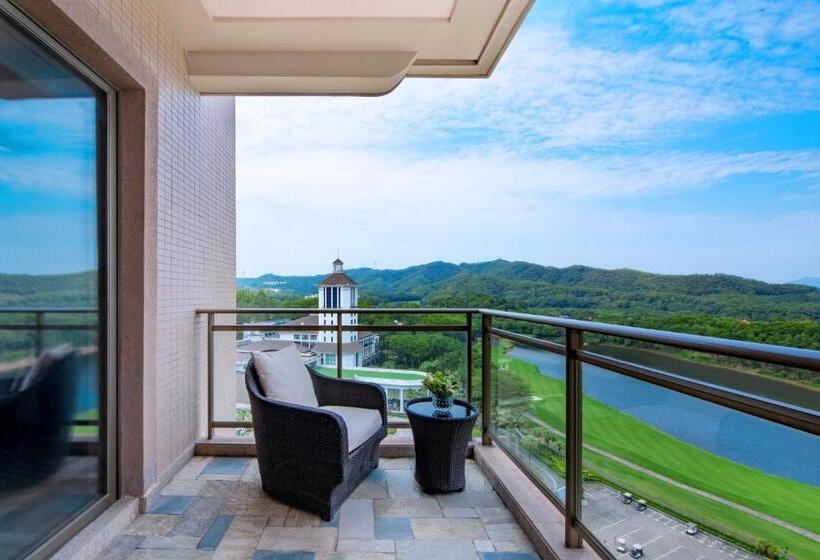 Люкс Повышенной Комфортности, Mission Hills Hotel Resorts Dongguan