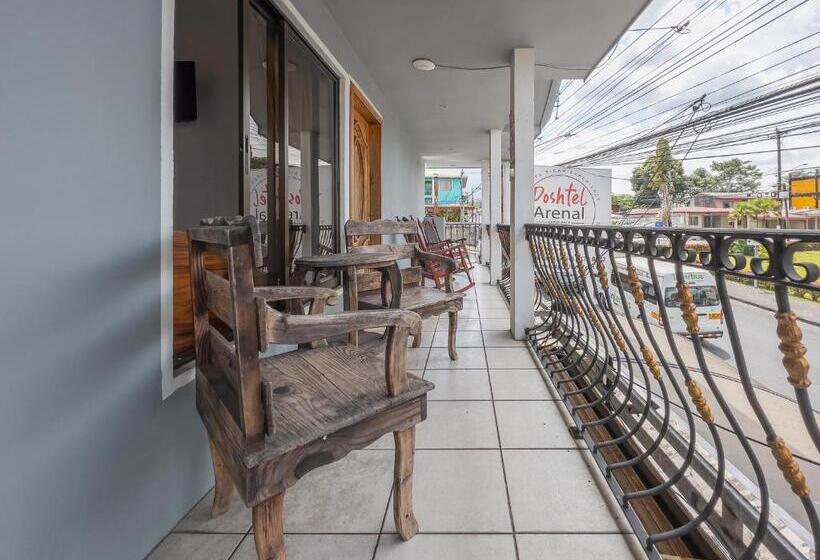 Номер Стандарт с Балконом, Poshtel Arenal