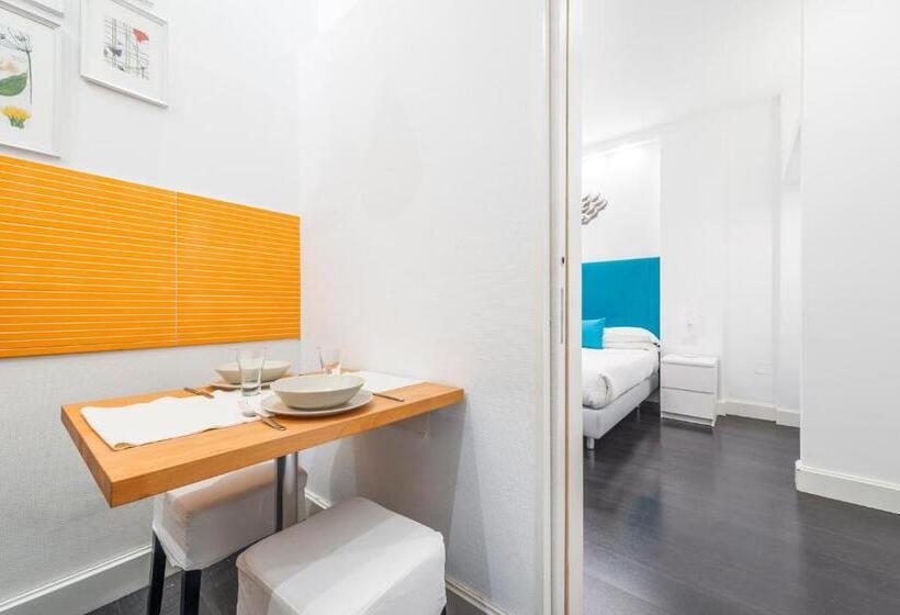 Студия Deluxe, Sorrento Apartments One