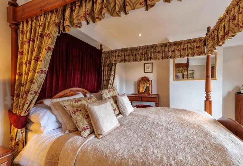 Номер Стандарт, Blacksmiths Arms Inn