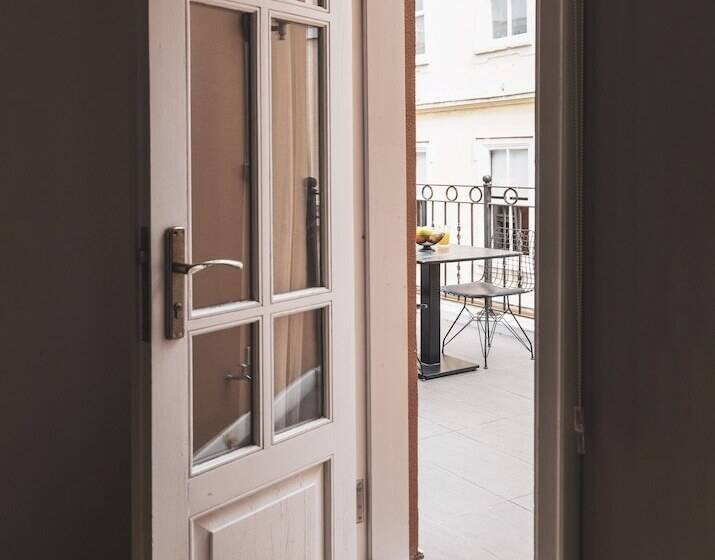 スーペリアトリプルルーム, Galata Door Otel