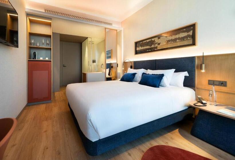 اتاق سوپریور, Ocean Drive Madrid