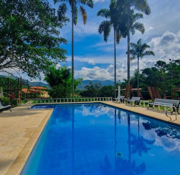 패밀리 룸, Room In Lodge   Family Cabin With River View