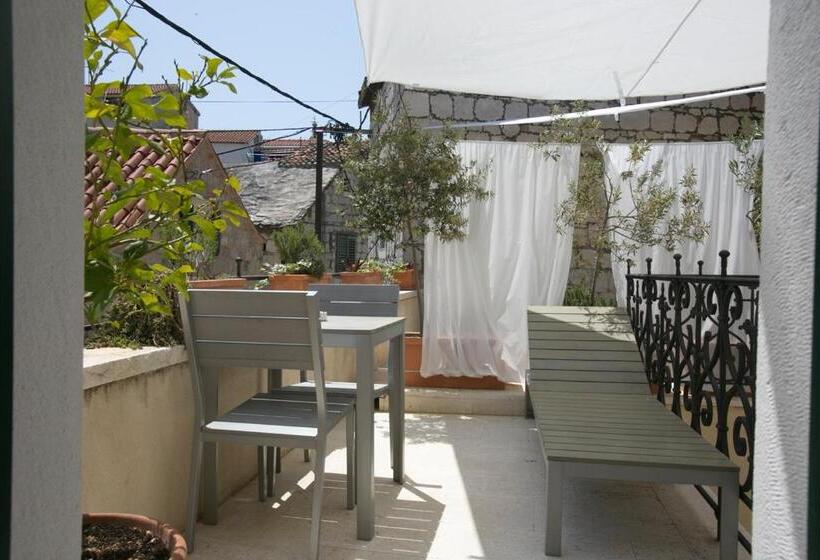 Студия Deluxe, Divota Apartment