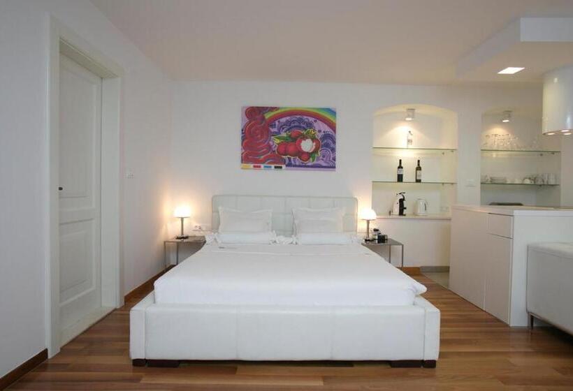 Студия Deluxe, Divota Apartment