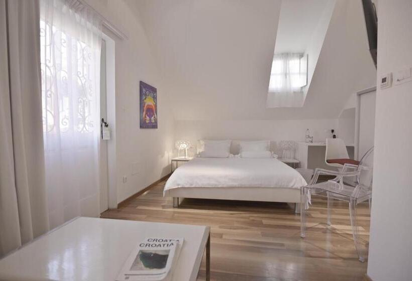 Номер Superior, Divota Apartment