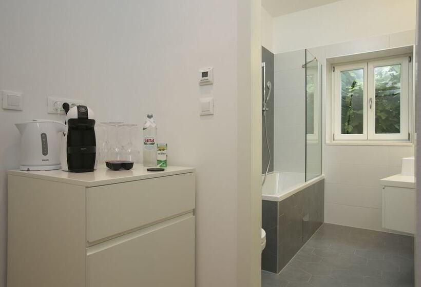 Номер Комфорт, Divota Apartment