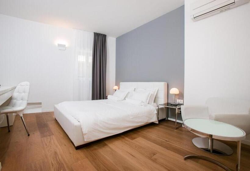 Номер Комфорт, Divota Apartment