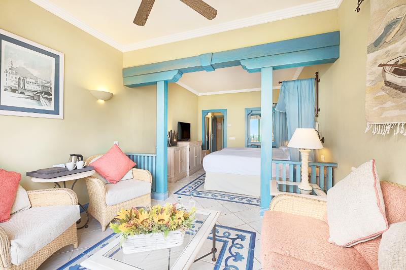 Номер Deluxe с Балконом, Divota Apartment