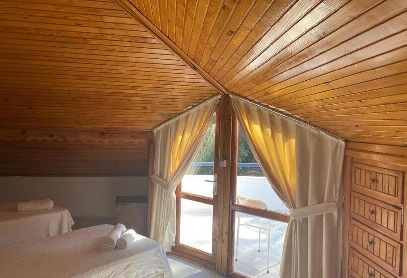 Семейный Номер Вид на Море, Naturella Apart