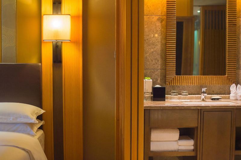 Номер Superior, Sheraton Grand Hangzhou Wetland Park Resort