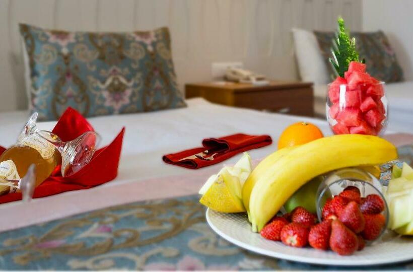 اتاق اکونومی, Side Crown Serenity All Inclusive