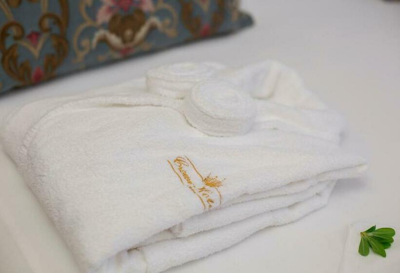 اتاق لوکس با چشم‌انداز دریا, Side Crown Serenity All Inclusive