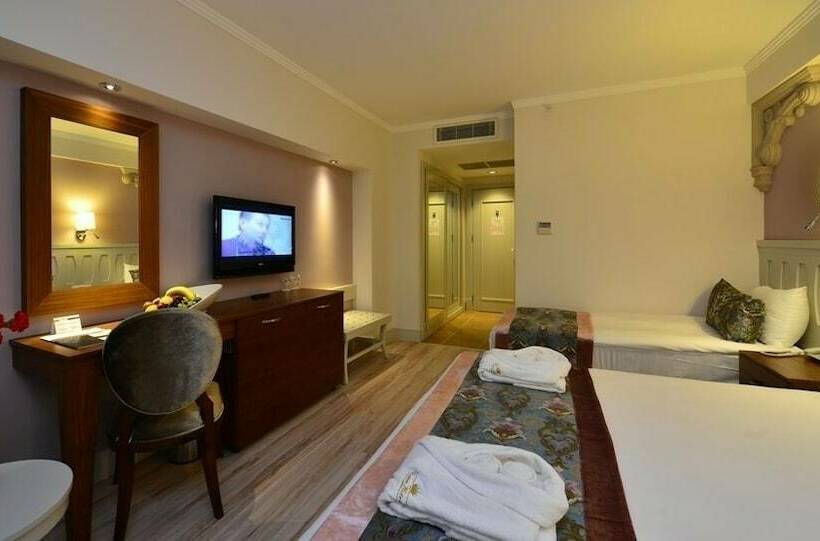 اتاق لوکس با چشم‌انداز دریا, Side Crown Serenity All Inclusive
