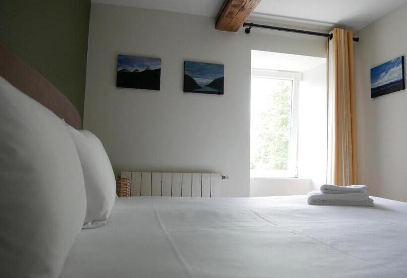 Номер Стандарт Трехместный, Auberge Trabenia