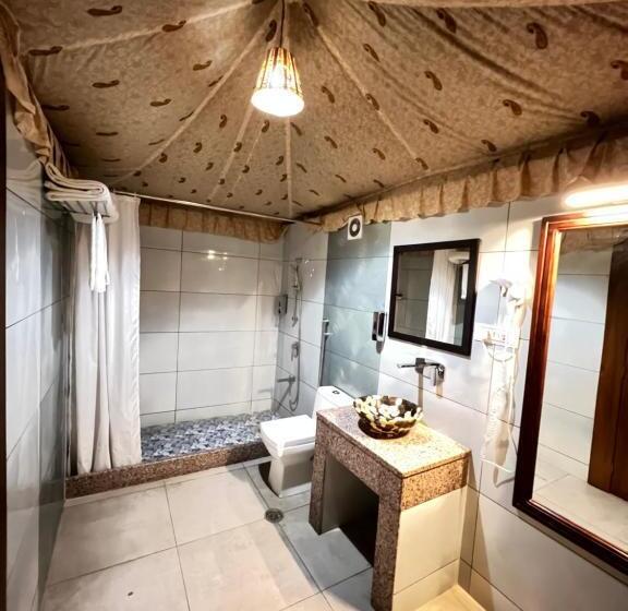 غرفة ديلوكس سرير كينج, Amrit Van Resort