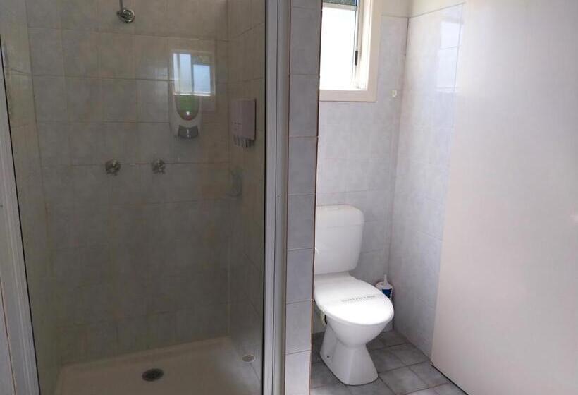 اتاق استاندارد, Motel Blackall