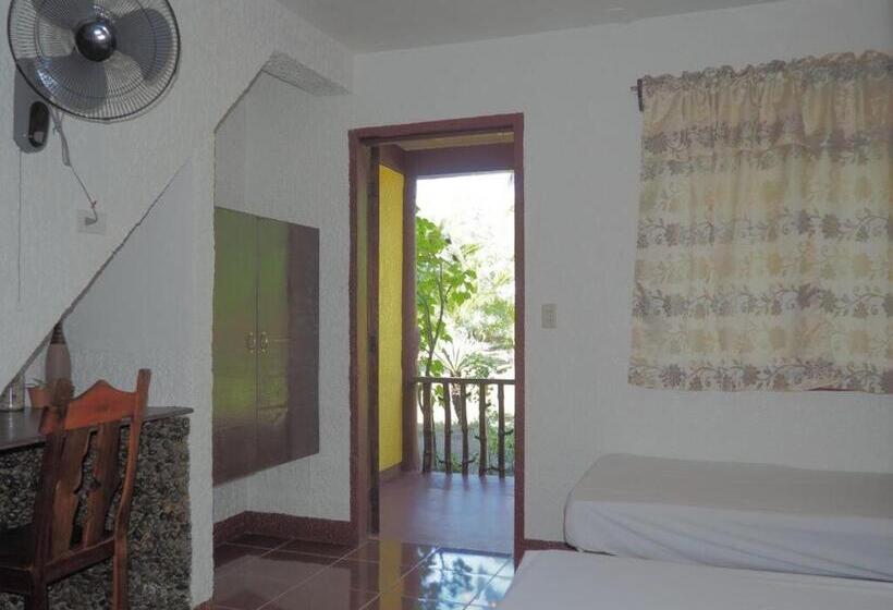Номер Стандарт с Террасой, Gustav S Place Silver Beach Dive Resort