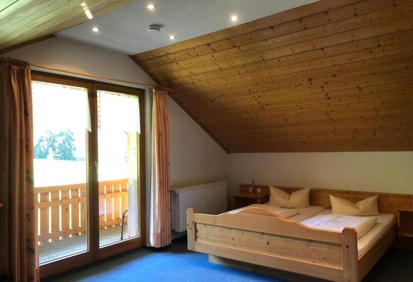 Suíte Júnior com Sacada, Das Schwarzwald