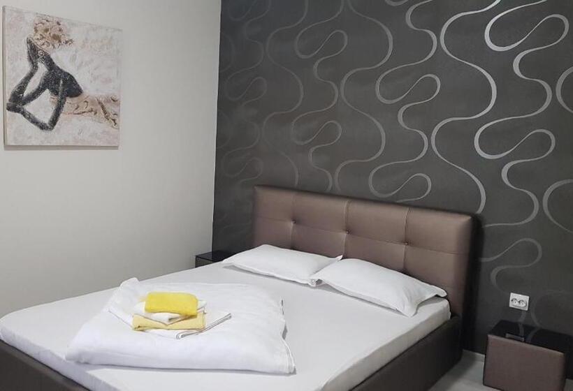 Chambre Standard Vue Lac, Vila Fara Nume