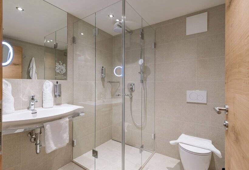 标准三人间, Alpen Glück Hotel Unterm Rain Garni