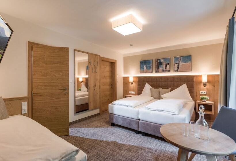 标准三人间, Alpen Glück Hotel Unterm Rain Garni